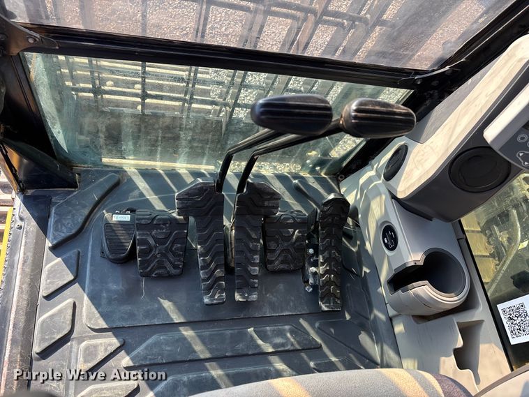 image for item DU1460 2018 Caterpillar 326F L long reach excavator