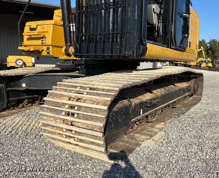 image for item DU1460 2018 Caterpillar 326F L long reach excavator