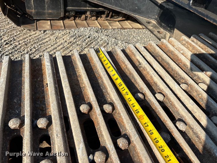 image for item DU1460 2018 Caterpillar 326F L long reach excavator