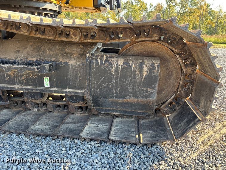 image for item DU1460 2018 Caterpillar 326F L long reach excavator