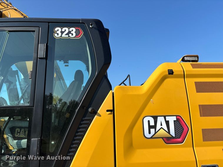 image for item DU1461 2021 Caterpillar 323 excavator
