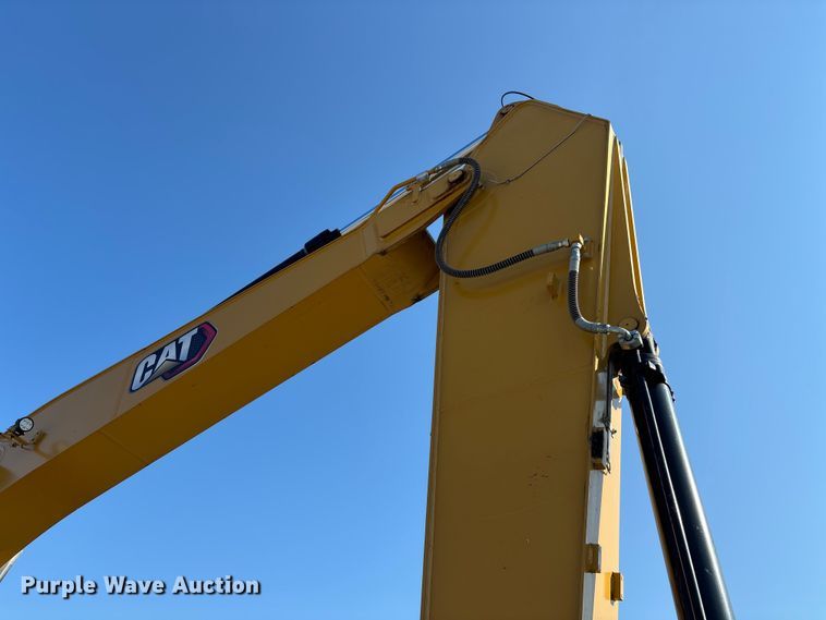 image for item DU1461 2021 Caterpillar 323 excavator