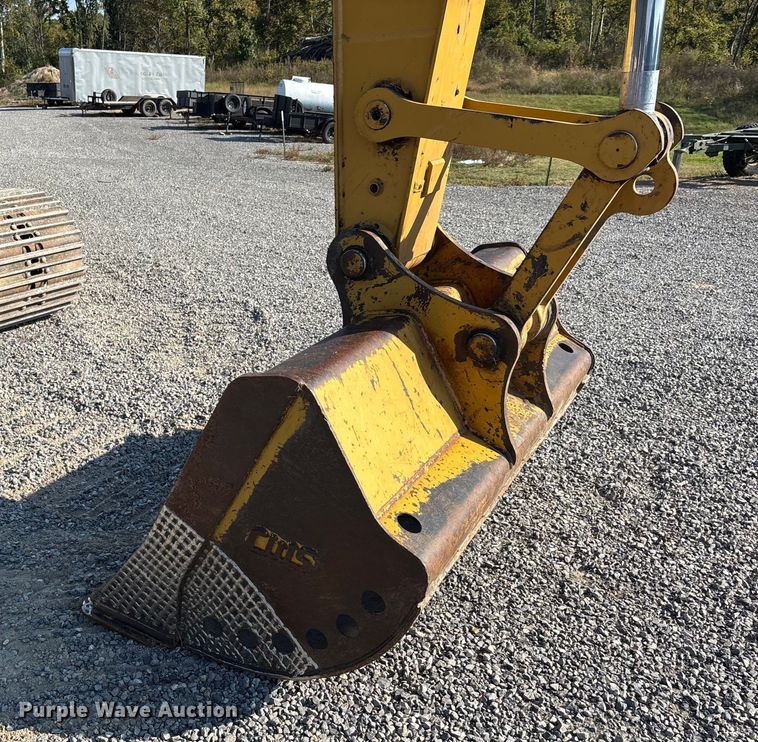 image for item DU1461 2021 Caterpillar 323 excavator