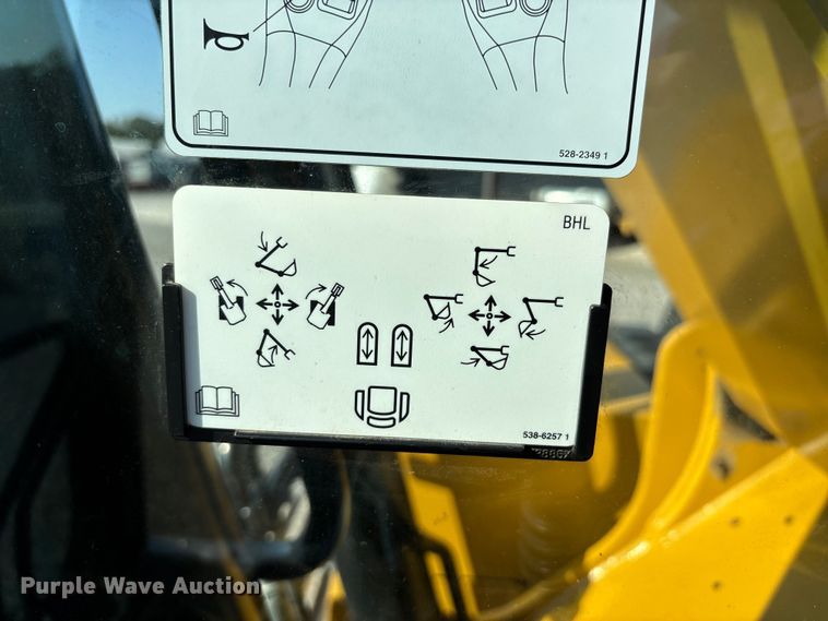 image for item DU1461 2021 Caterpillar 323 excavator