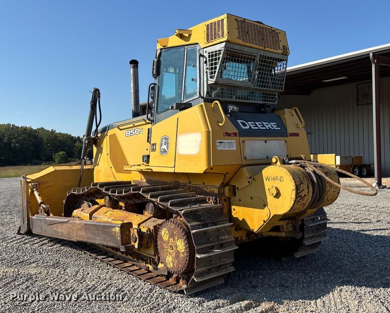 image for item DU1462 2005 John Deere 850J dozer