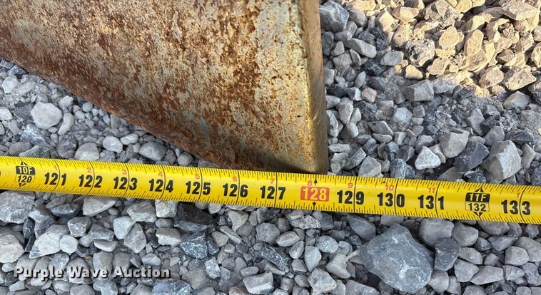 image for item DU1462 2005 John Deere 850J dozer