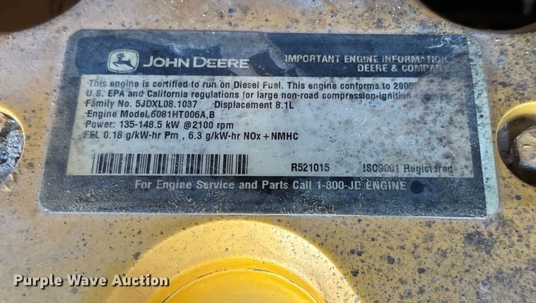 image for item DU1462 2005 John Deere 850J dozer