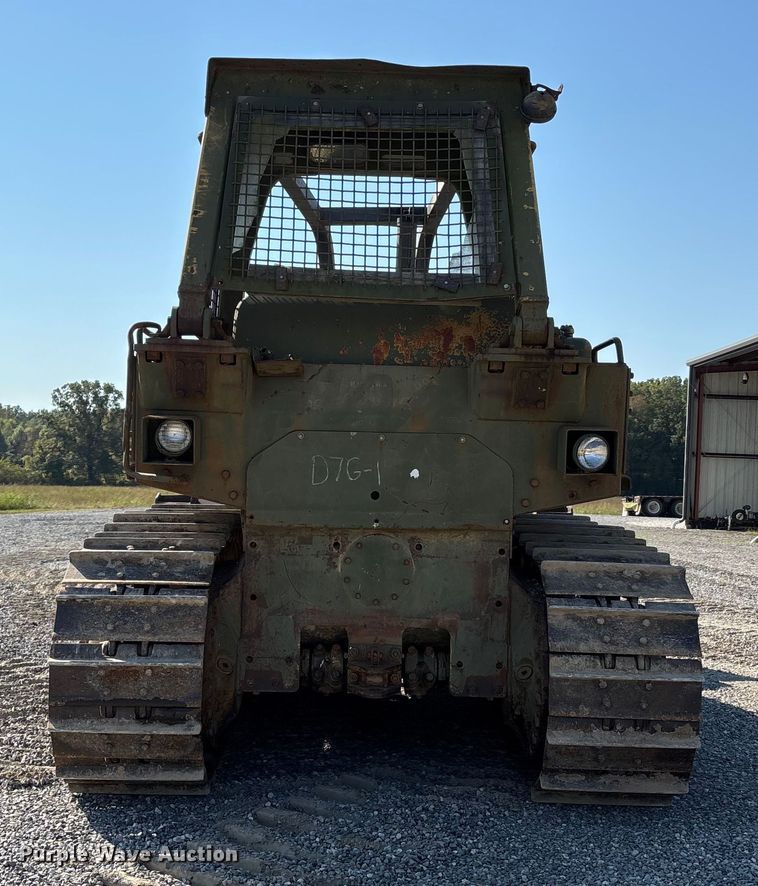 image for item DU1463 1984 Caterpillar D7G dozer