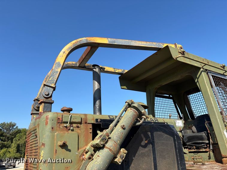 image for item DU1463 1984 Caterpillar D7G dozer