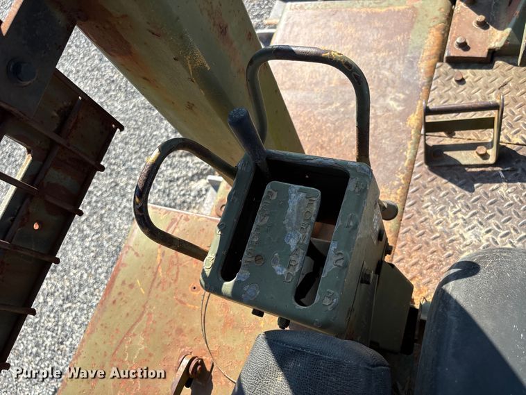 image for item DU1463 1984 Caterpillar D7G dozer