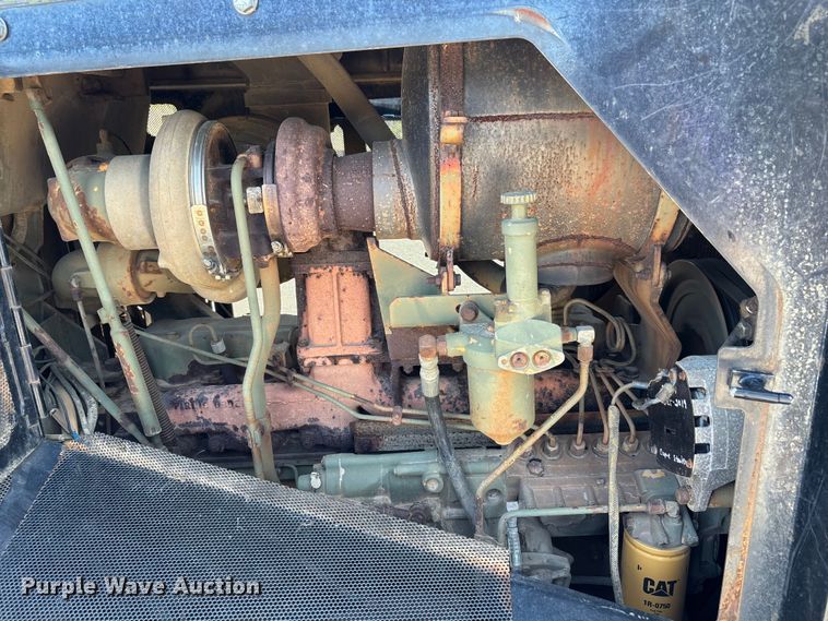 image for item DU1463 1984 Caterpillar D7G dozer