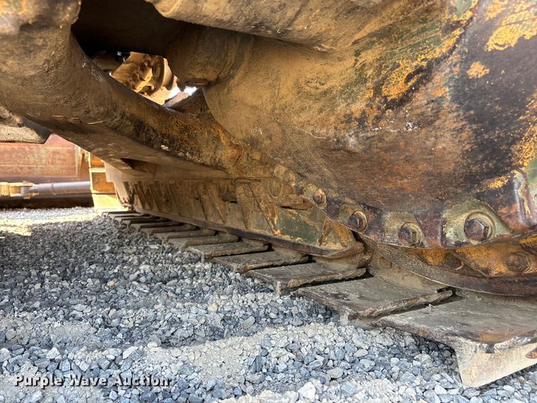 image for item DU1463 1984 Caterpillar D7G dozer