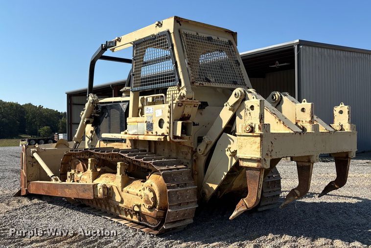 image for item DU1464 1988 Caterpillar D7G dozer