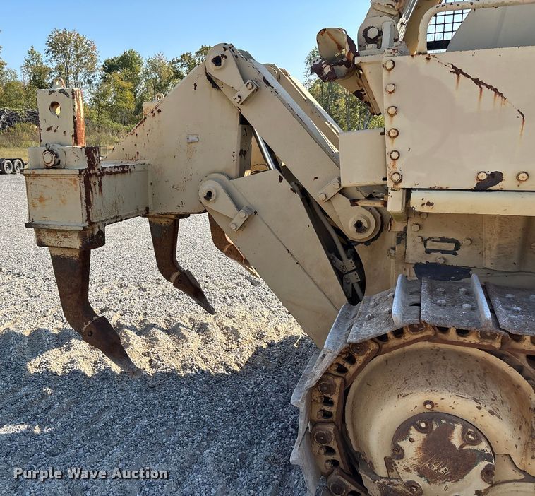 image for item DU1464 1988 Caterpillar D7G dozer