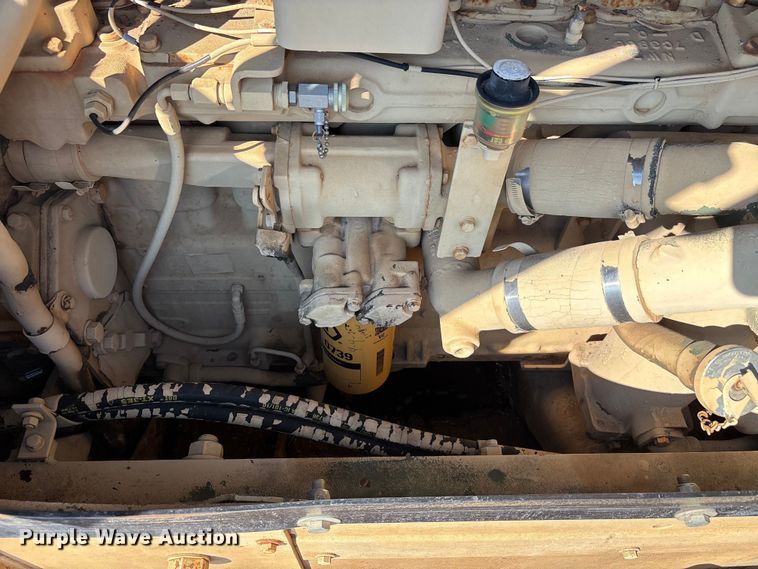 image for item DU1464 1988 Caterpillar D7G dozer