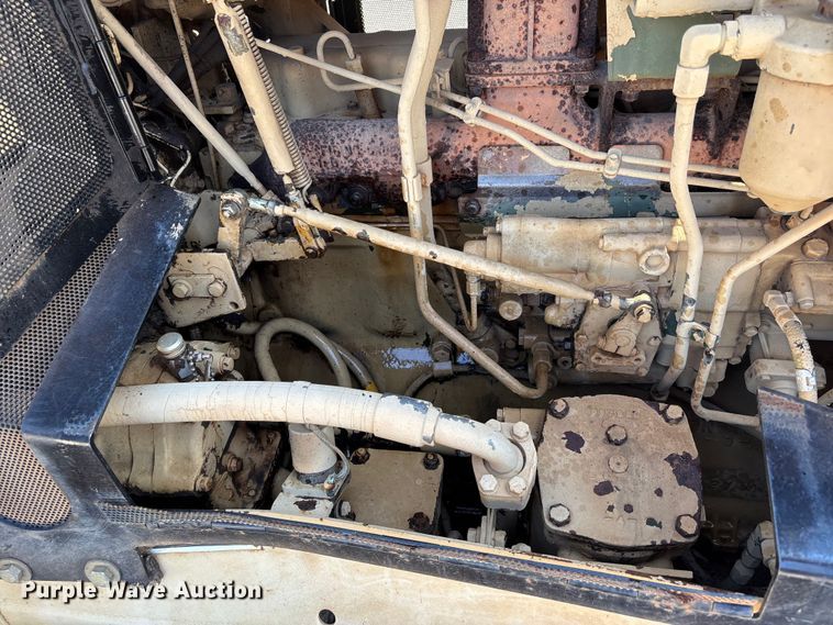 image for item DU1464 1988 Caterpillar D7G dozer