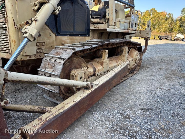 image for item DU1464 1988 Caterpillar D7G dozer