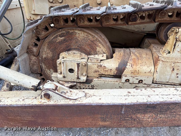 image for item DU1464 1988 Caterpillar D7G dozer