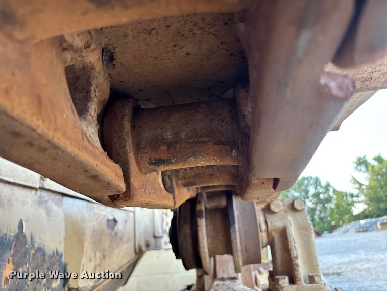 image for item DU1464 1988 Caterpillar D7G dozer