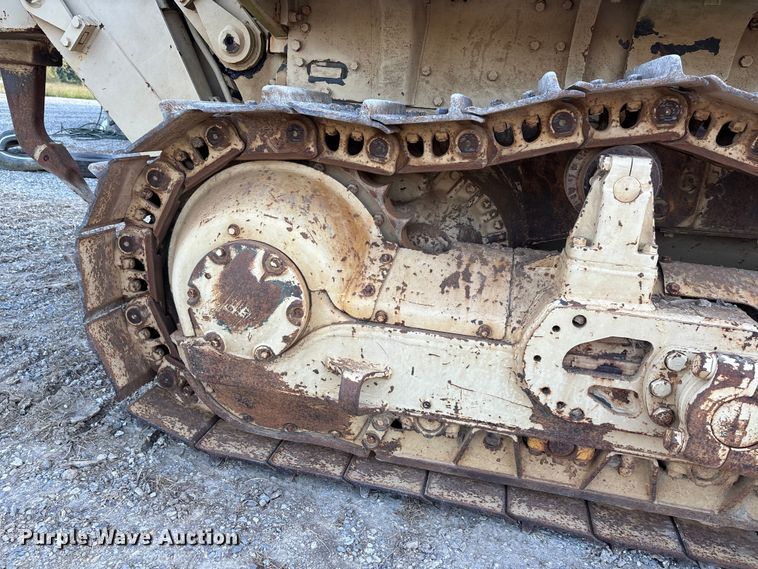 image for item DU1464 1988 Caterpillar D7G dozer