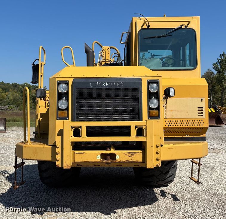 image for item DU1465 2009 Caterpillar 621G scraper