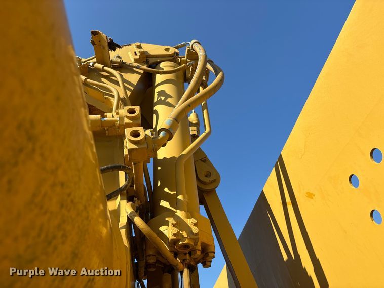 image for item DU1465 2009 Caterpillar 621G scraper