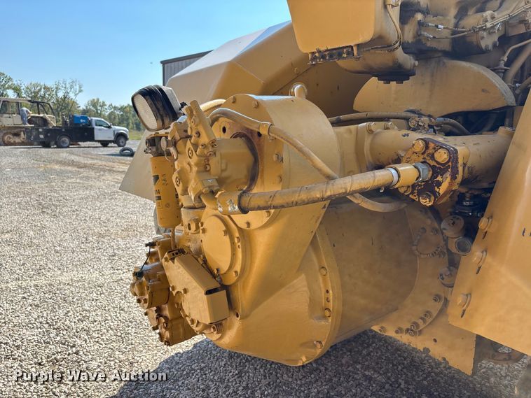 image for item DU1465 2009 Caterpillar 621G scraper