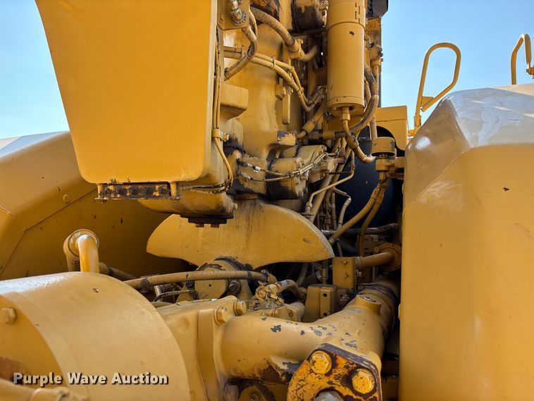 image for item DU1465 2009 Caterpillar 621G scraper