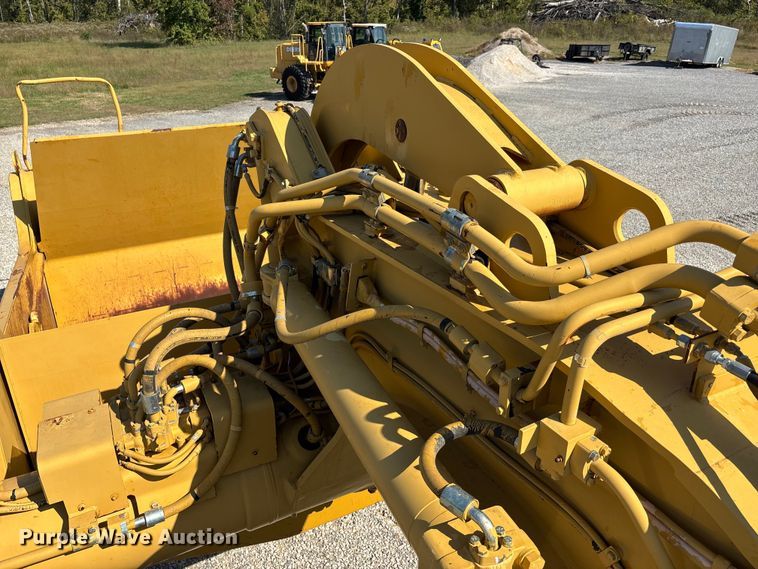 image for item DU1465 2009 Caterpillar 621G scraper