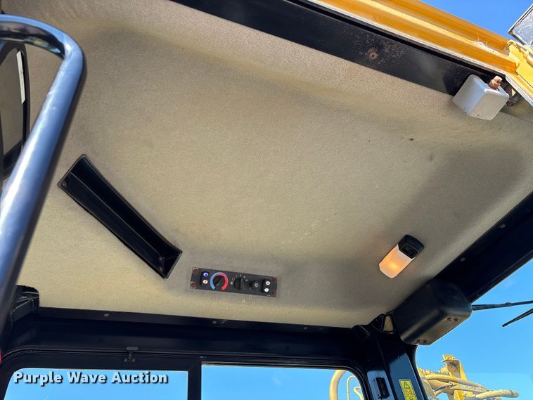 image for item DU1465 2009 Caterpillar 621G scraper