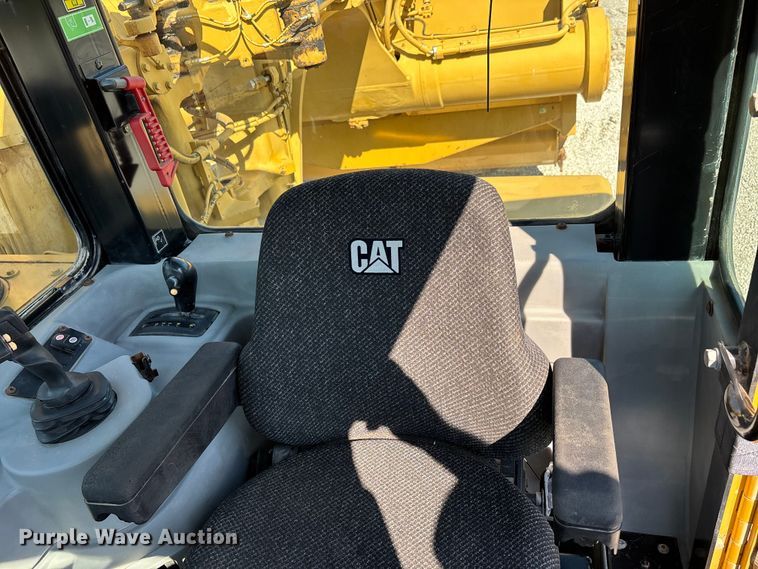 image for item DU1465 2009 Caterpillar 621G scraper