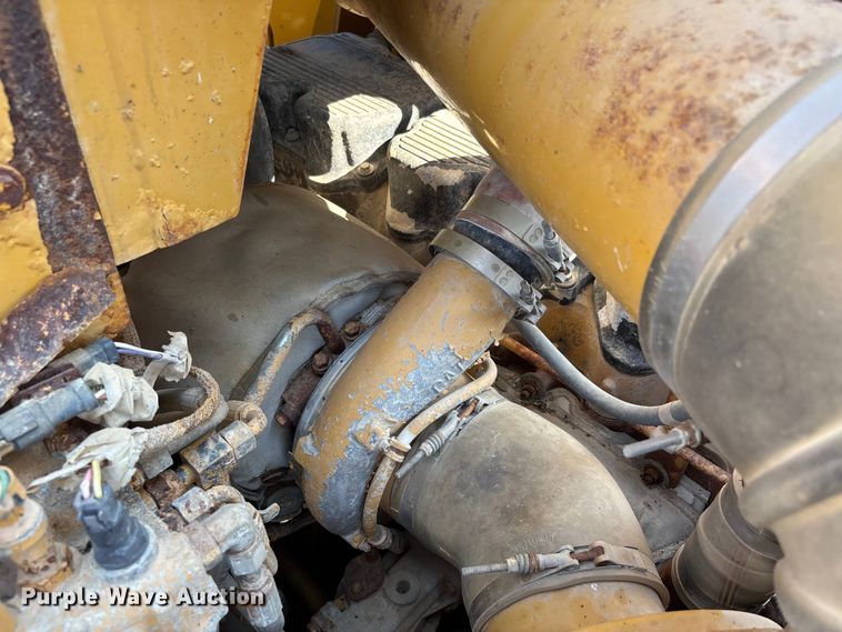 image for item DU1465 2009 Caterpillar 621G scraper