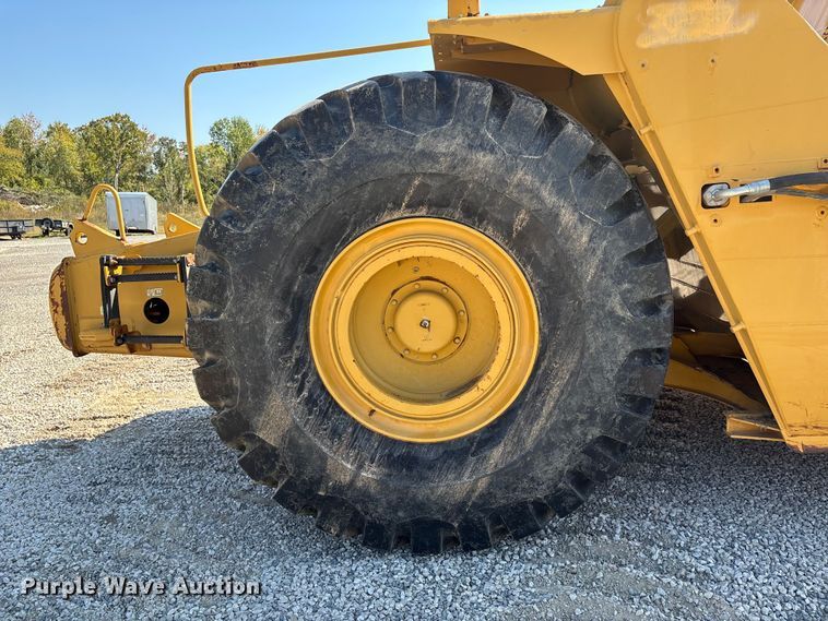 image for item DU1465 2009 Caterpillar 621G scraper