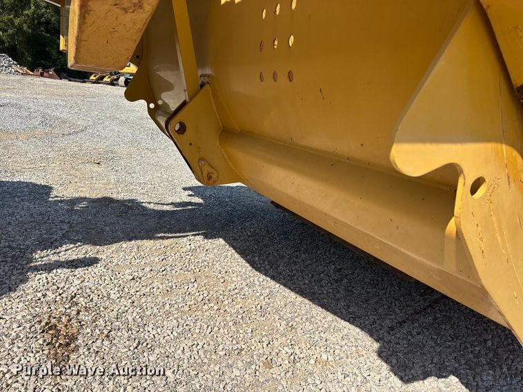 image for item DU1466 2009 Caterpillar 621G scraper