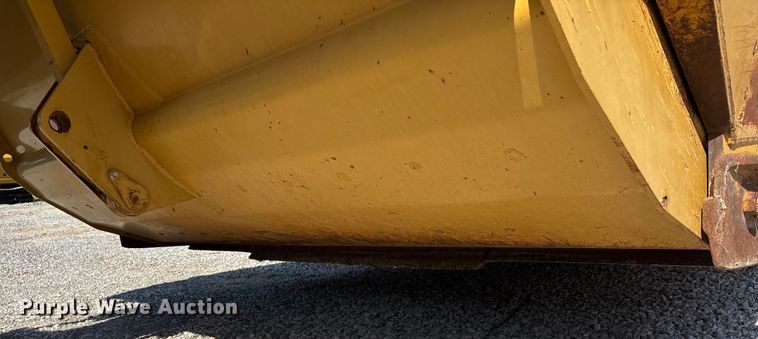 image for item DU1466 2009 Caterpillar 621G scraper