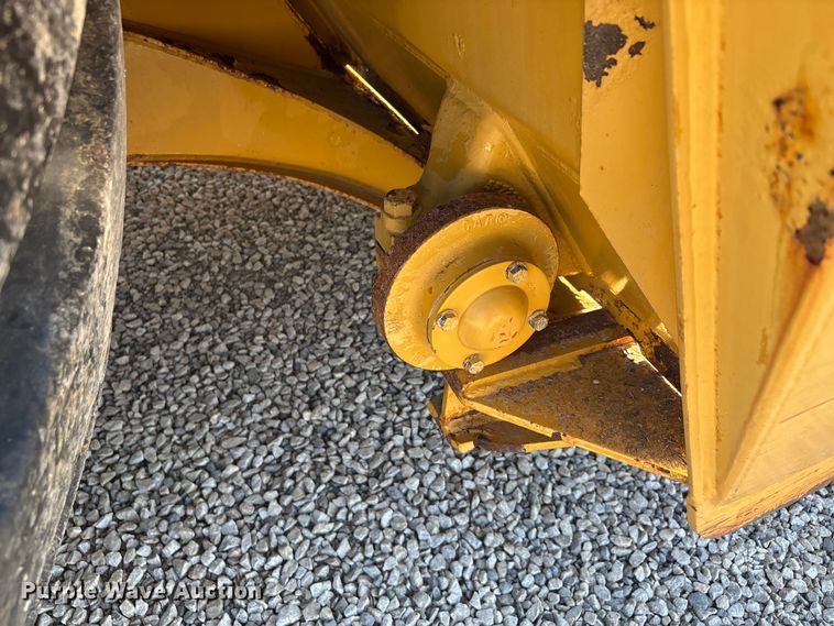 image for item DU1466 2009 Caterpillar 621G scraper