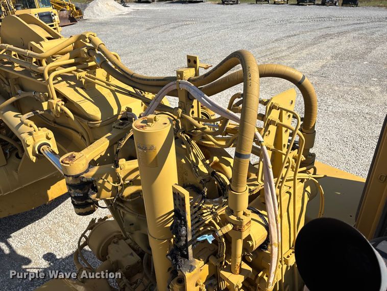 image for item DU1466 2009 Caterpillar 621G scraper