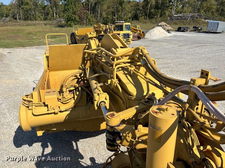image for item DU1466 2009 Caterpillar 621G scraper