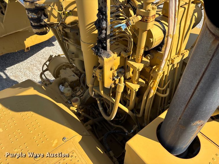 image for item DU1466 2009 Caterpillar 621G scraper