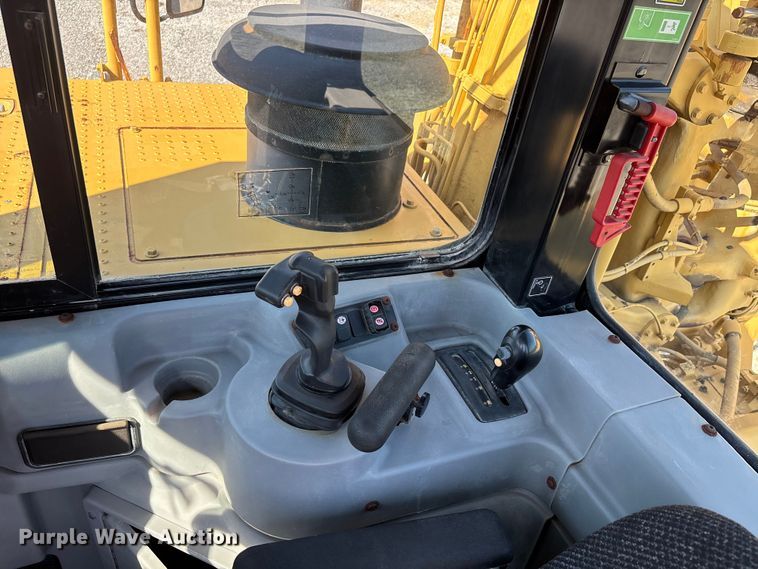 image for item DU1466 2009 Caterpillar 621G scraper