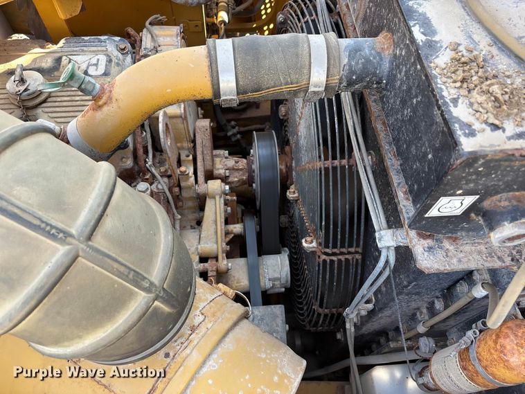 image for item DU1466 2009 Caterpillar 621G scraper