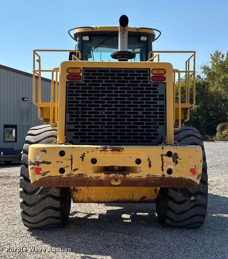 image for item DU1467 2003 John Deere 744J wheel loader