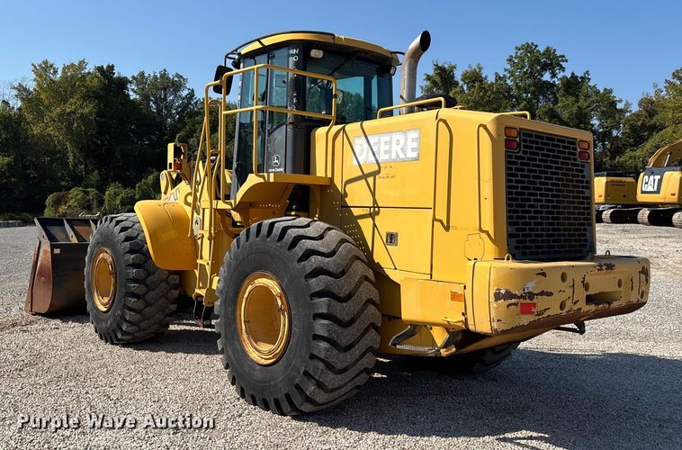 image for item DU1467 2003 John Deere 744J wheel loader