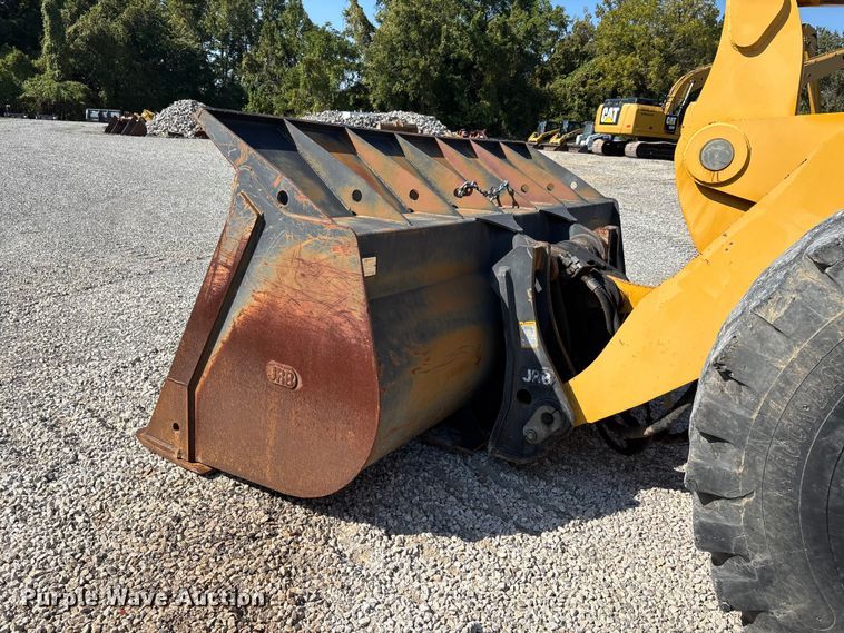 image for item DU1467 2003 John Deere 744J wheel loader