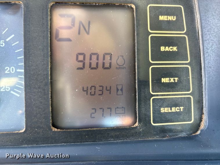 image for item DU1467 2003 John Deere 744J wheel loader