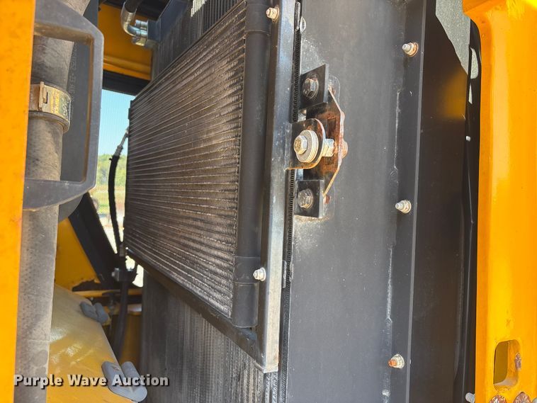 image for item DU1468 2009 JCB 426HT wheel loader