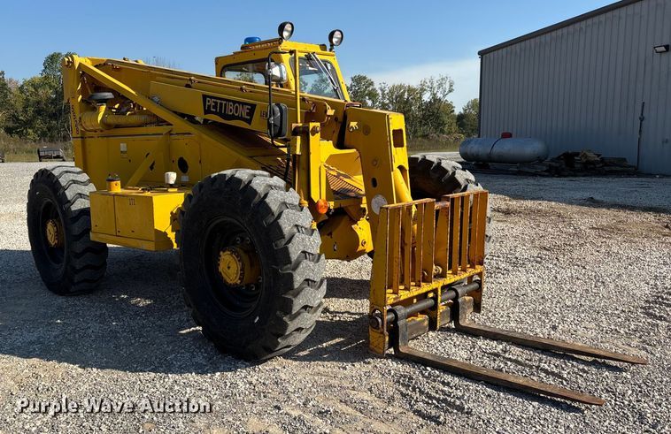 image for item DU1469 1994 Pettibone Corp 5528 telehandler