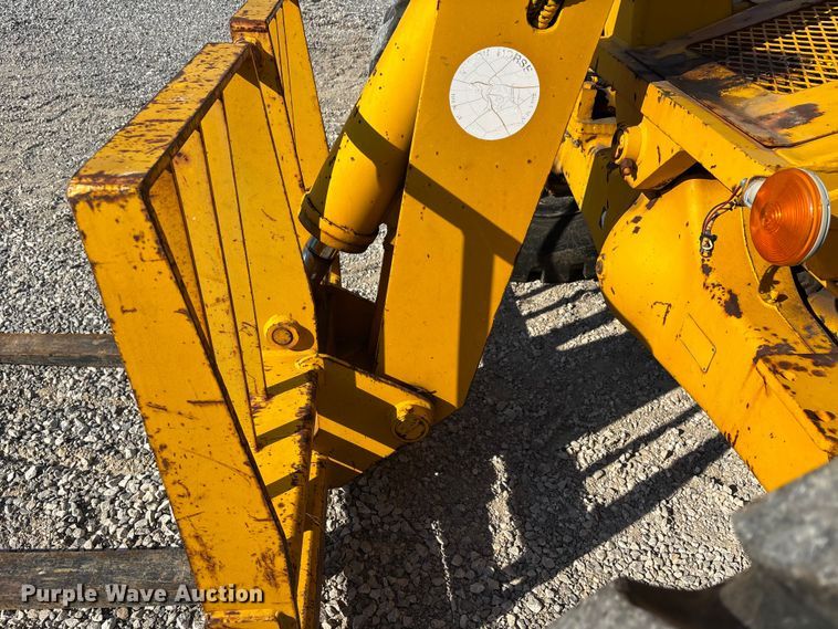 image for item DU1469 1994 Pettibone Corp 5528 telehandler