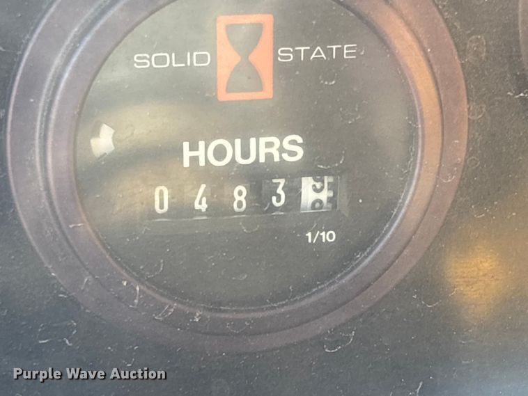 image for item DU1469 1994 Pettibone Corp 5528 telehandler