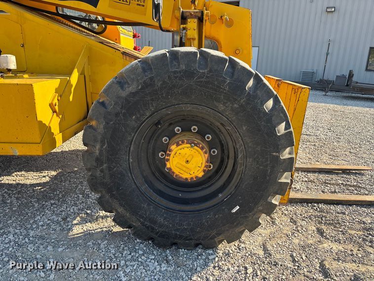 image for item DU1469 1994 Pettibone Corp 5528 telehandler